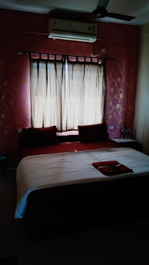 The Tavern Orchid Hotel Колката Екстериор снимка